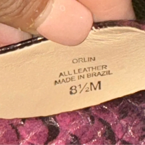 Antonio Melani NWOB! Orlin Burgundy/Black Snake Embossed Leather Pump - Picture 9 of 14